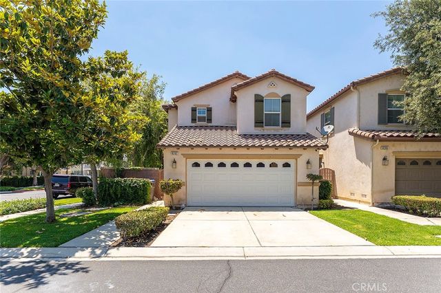 8202 Garden Gate, Chino, CA 91708