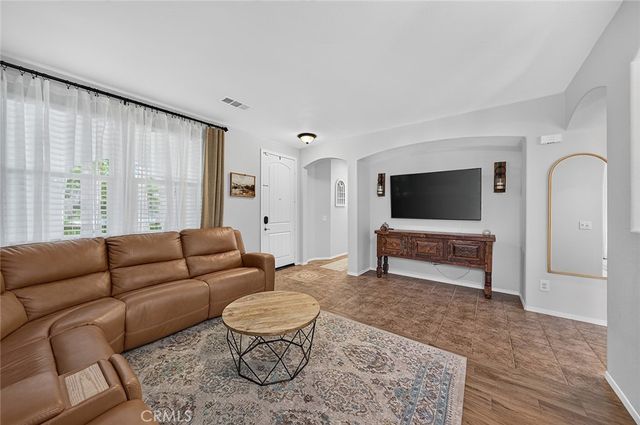 8202 Garden Gate, Chino, CA 91708