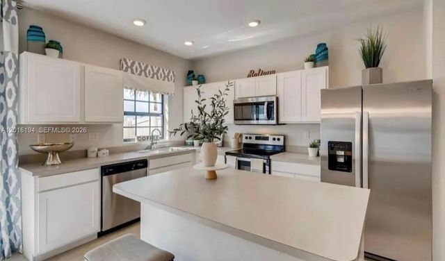 1116 SW 7th Ct, Florida City, FL 33034