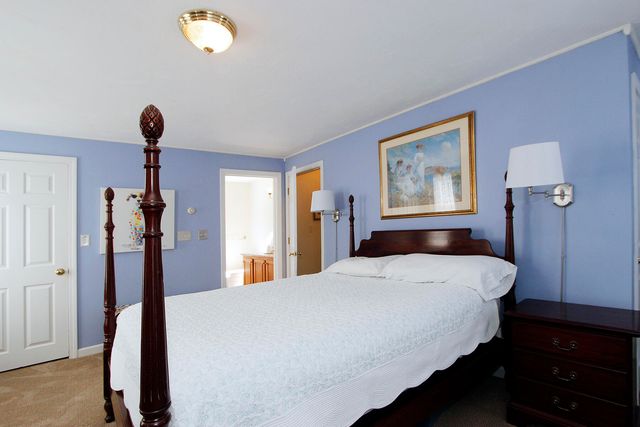 4 Carmela Lane, Buzzards Bay, MA 02532