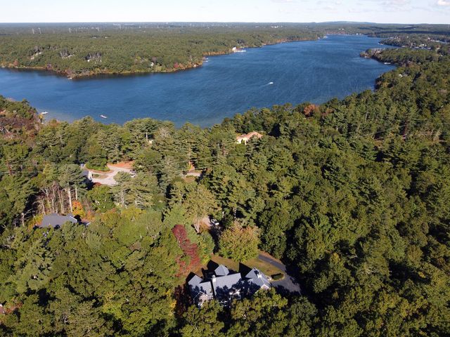 4 Carmela Lane, Buzzards Bay, MA 02532