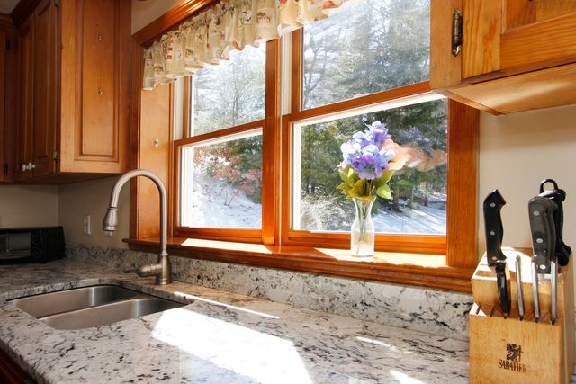 4 Carmela Lane, Buzzards Bay, MA 02532