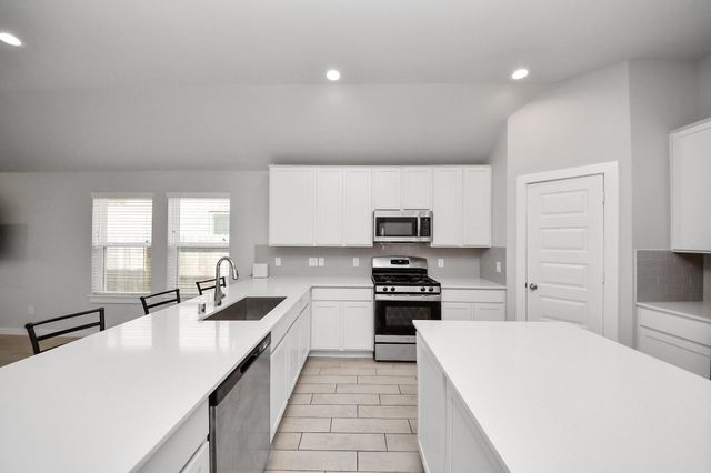 10915 W Fall Fern Circle, Houston, TX 77044