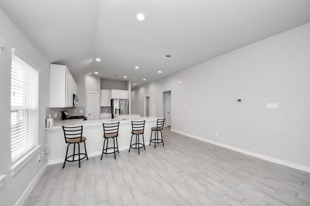 10915 W Fall Fern Circle, Houston, TX 77044