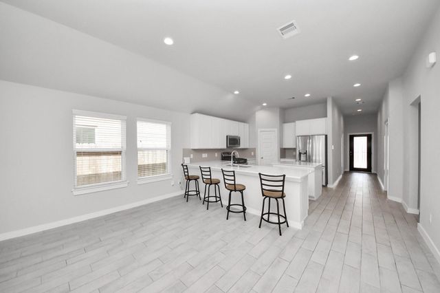 10915 W Fall Fern Circle, Houston, TX 77044