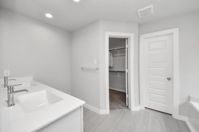 10915 W Fall Fern Circle, Houston, TX 77044