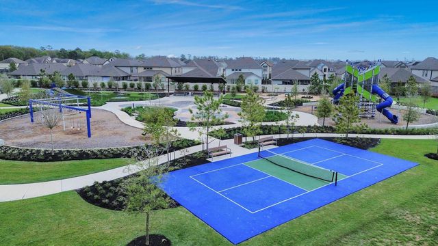 10915 W Fall Fern Circle, Houston, TX 77044