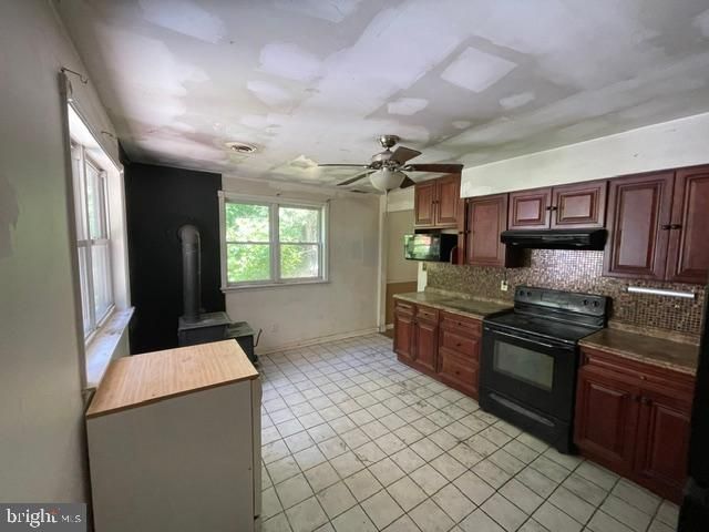 30 SPRING LN, Elkton, MD 21921