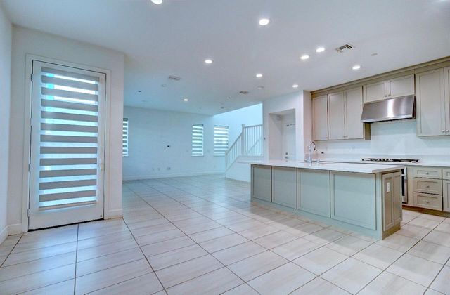 1363 S Shields Ave, Mountain House, CA 95391