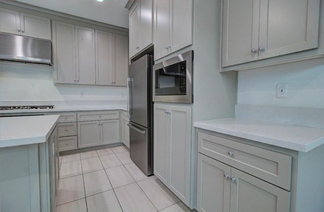 1363 S Shields Ave, Mountain House, CA 95391