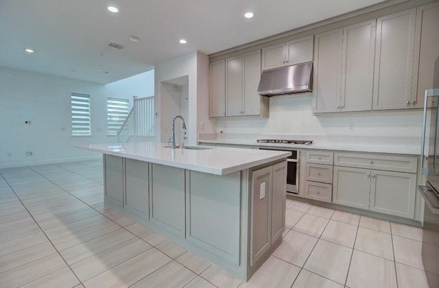 1363 S Shields Ave, Mountain House, CA 95391