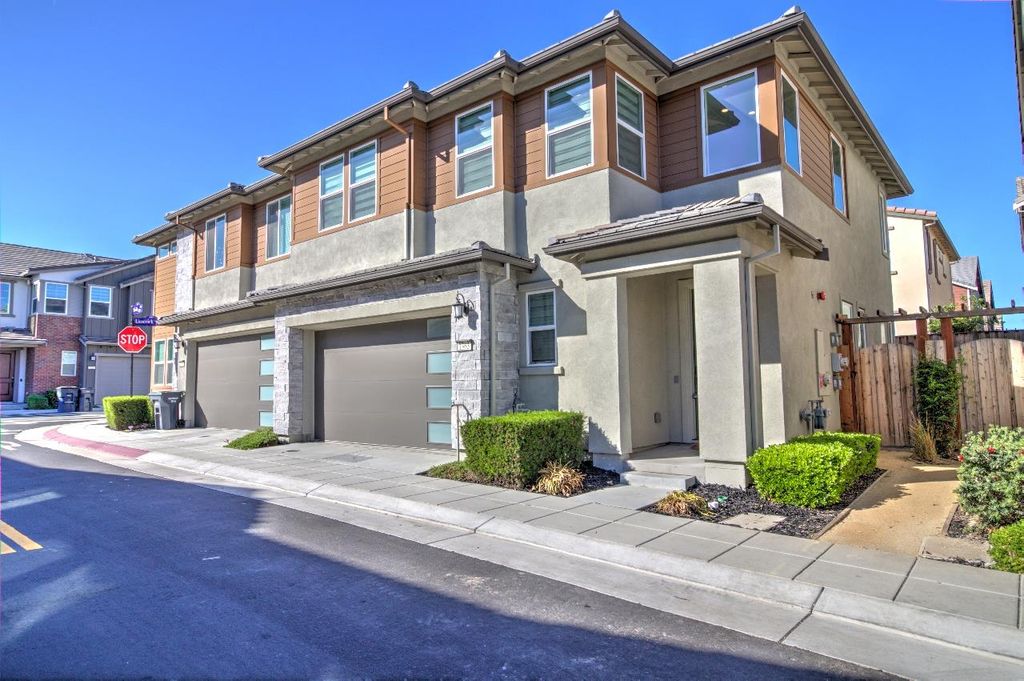 1363 S Shields Ave, Mountain House, CA 95391