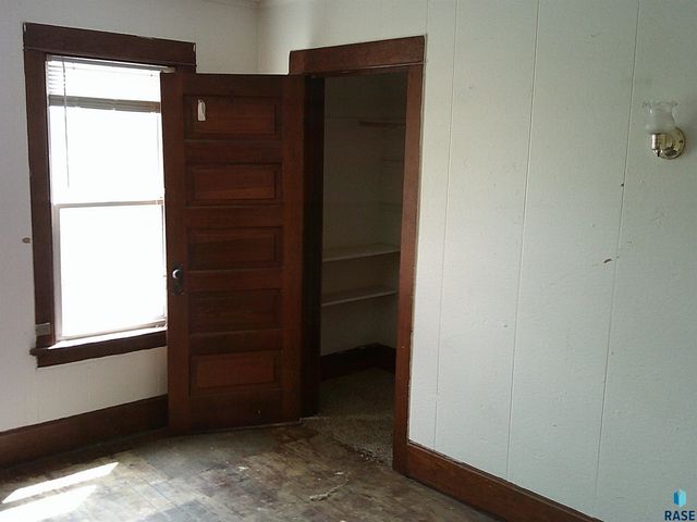 714 SW 3rd Ave Avenue, Aberdeen, SD 57041