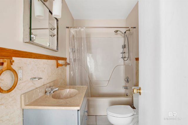 54 Nichols Avenue, Fairhope, AL 36532