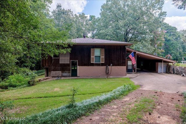 19 Autumn Drive, Coldwater, MS 38618