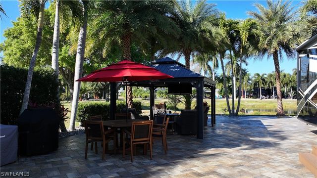 5736 Brightwood DR, Fort Myers, FL 33905