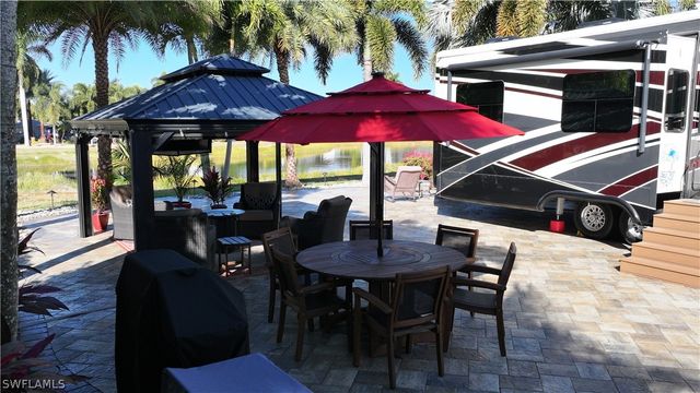 5736 Brightwood DR, Fort Myers, FL 33905