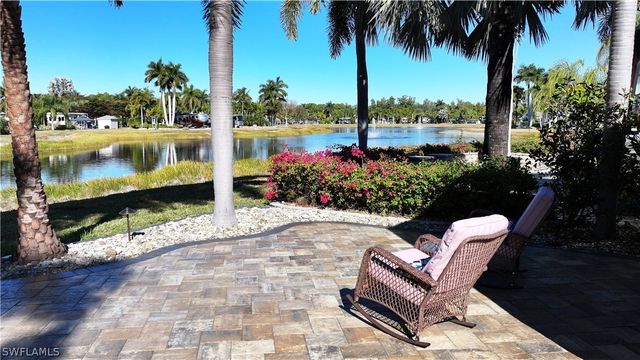 5736 Brightwood DR, Fort Myers, FL 33905