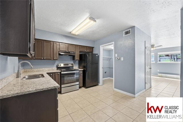 3918 CRAYRICH CIRCLE C2, Orlando, FL 32839