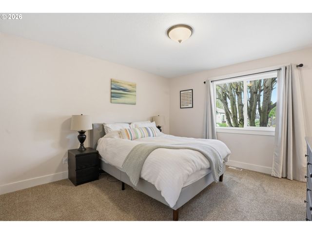 1343 Ne Sunrise Ln, Hillsboro, OR 97124