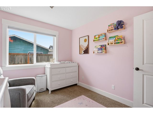 1343 Ne Sunrise Ln, Hillsboro, OR 97124