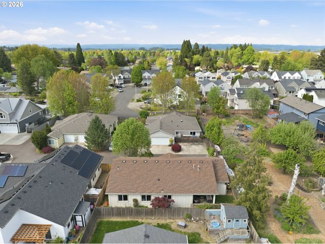 1343 Ne Sunrise Ln, Hillsboro, OR 97124