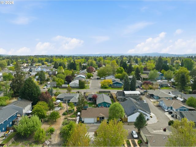 1343 Ne Sunrise Ln, Hillsboro, OR 97124