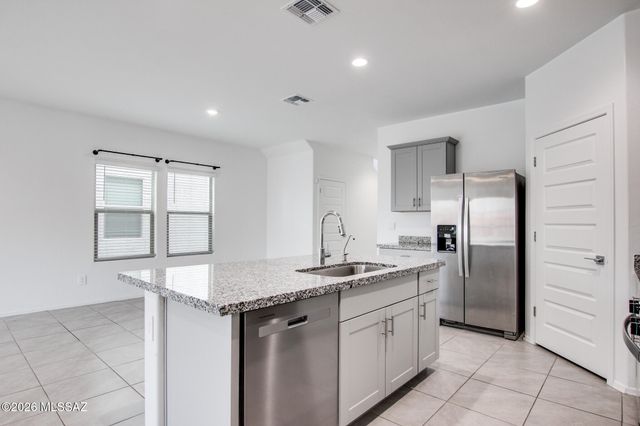 12161 E Ava Lynn Drive, Vail, AZ 85641