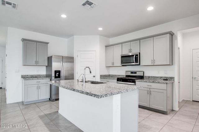 12161 E Ava Lynn Drive, Vail, AZ 85641