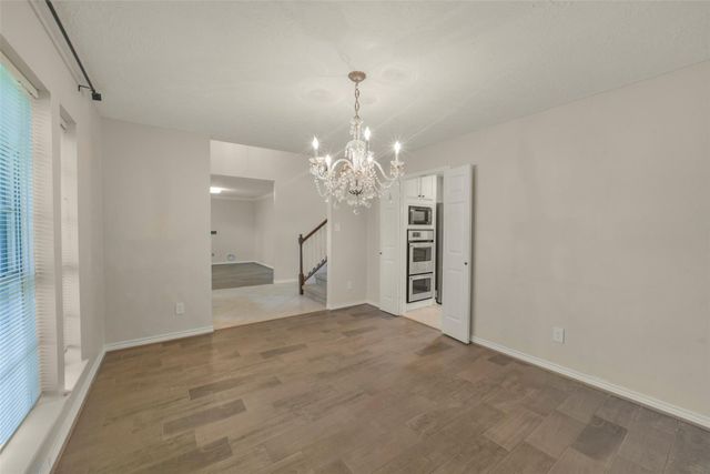 126 Shadow Wood Drive, Sugar Land, TX 77498