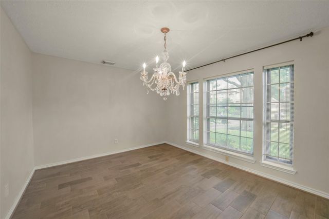 126 Shadow Wood Drive, Sugar Land, TX 77498