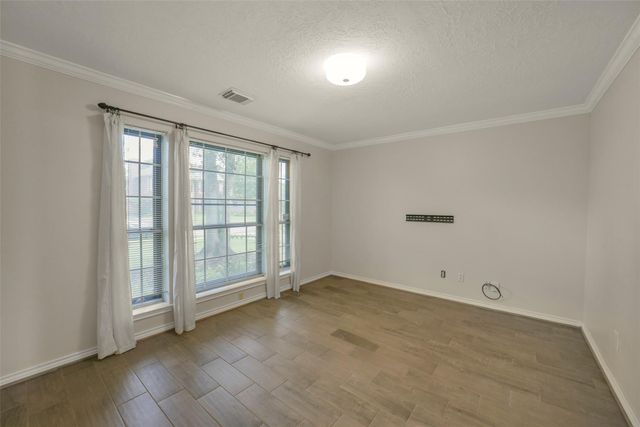 126 Shadow Wood Drive, Sugar Land, TX 77498