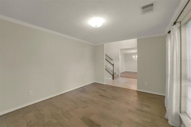 126 Shadow Wood Drive, Sugar Land, TX 77498