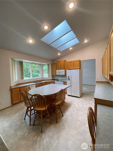 14703 151st Avenue E, Orting, WA 98360