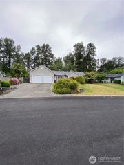 14703 151st Avenue E, Orting, WA 98360