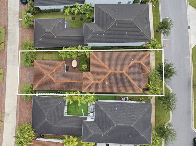 13334 Machiavelli Way, Palm Beach Gardens, FL 33418