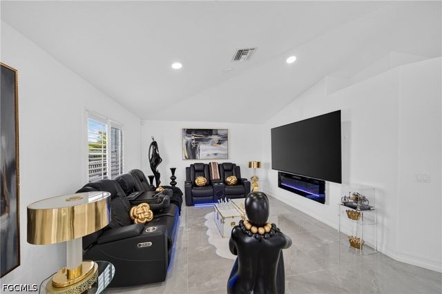 3235 NW 17th LN, Cape Coral, FL 33993