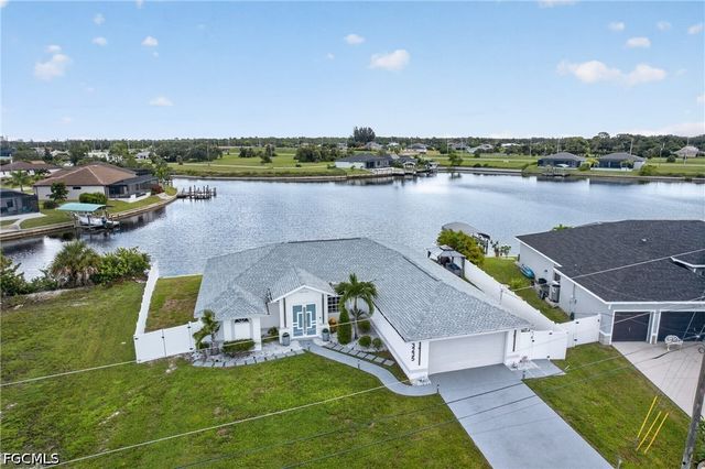 3235 NW 17th LN, Cape Coral, FL 33993