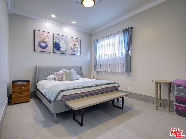 7800 Veragua Drive, Playa Del Rey, CA 90293