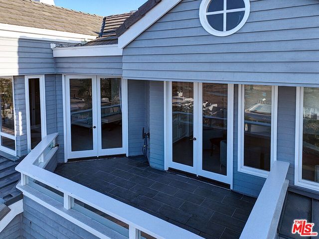 7800 Veragua Drive, Playa Del Rey, CA 90293