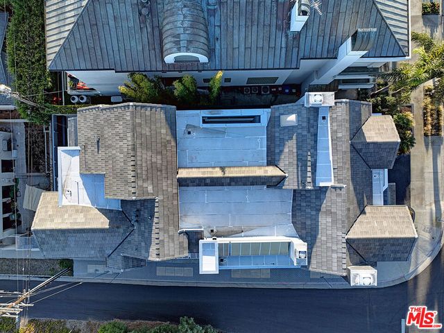 7800 Veragua Drive, Playa Del Rey, CA 90293