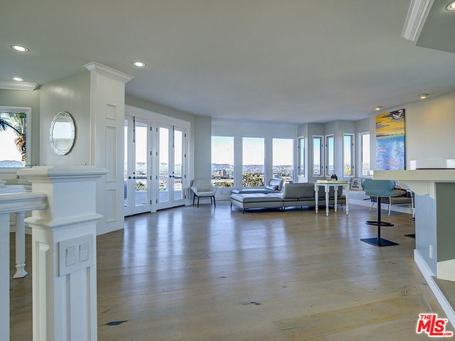 7800 Veragua Drive, Playa Del Rey, CA 90293