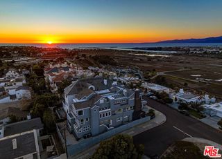 7800 Veragua Drive, Playa Del Rey, CA 90293