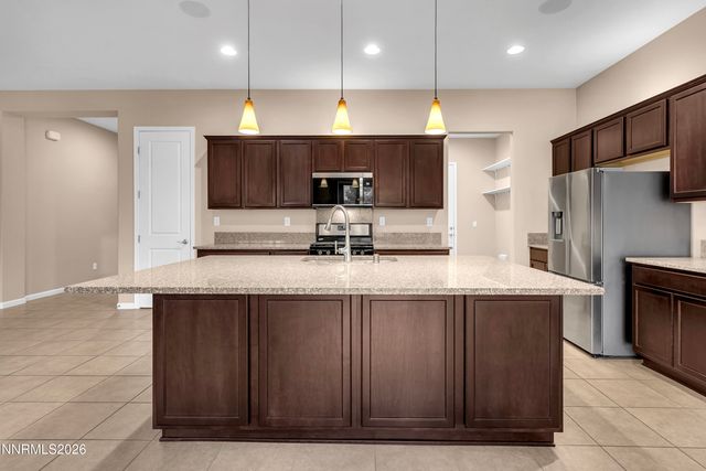 9670 Avitara Way, Reno, NV 89521