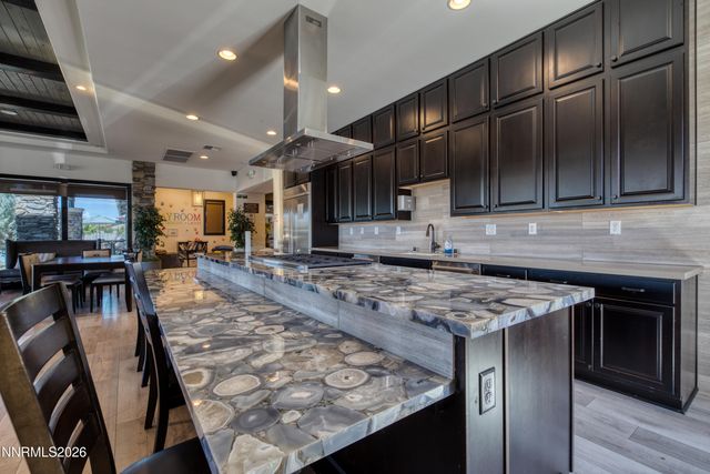 9670 Avitara Way, Reno, NV 89521