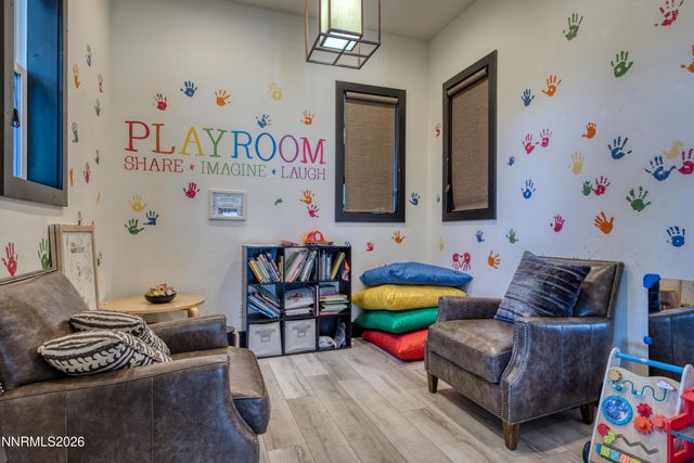 9670 Avitara Way, Reno, NV 89521