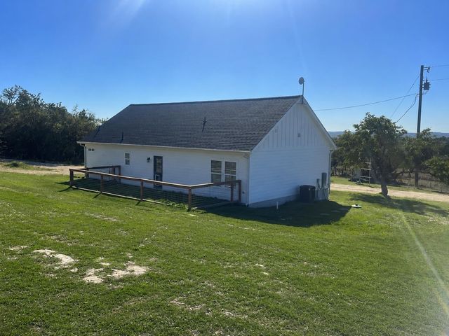 500 Harmon Hills CV E, Dripping Springs, TX 78620