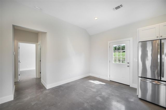 500 Harmon Hills CV E, Dripping Springs, TX 78620