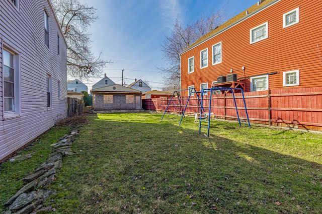 5238 S Francisco Avenue, Chicago, IL 60632