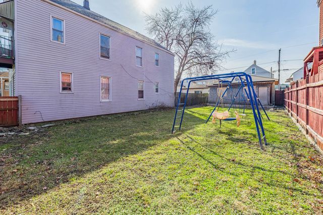 5238 S Francisco Avenue, Chicago, IL 60632